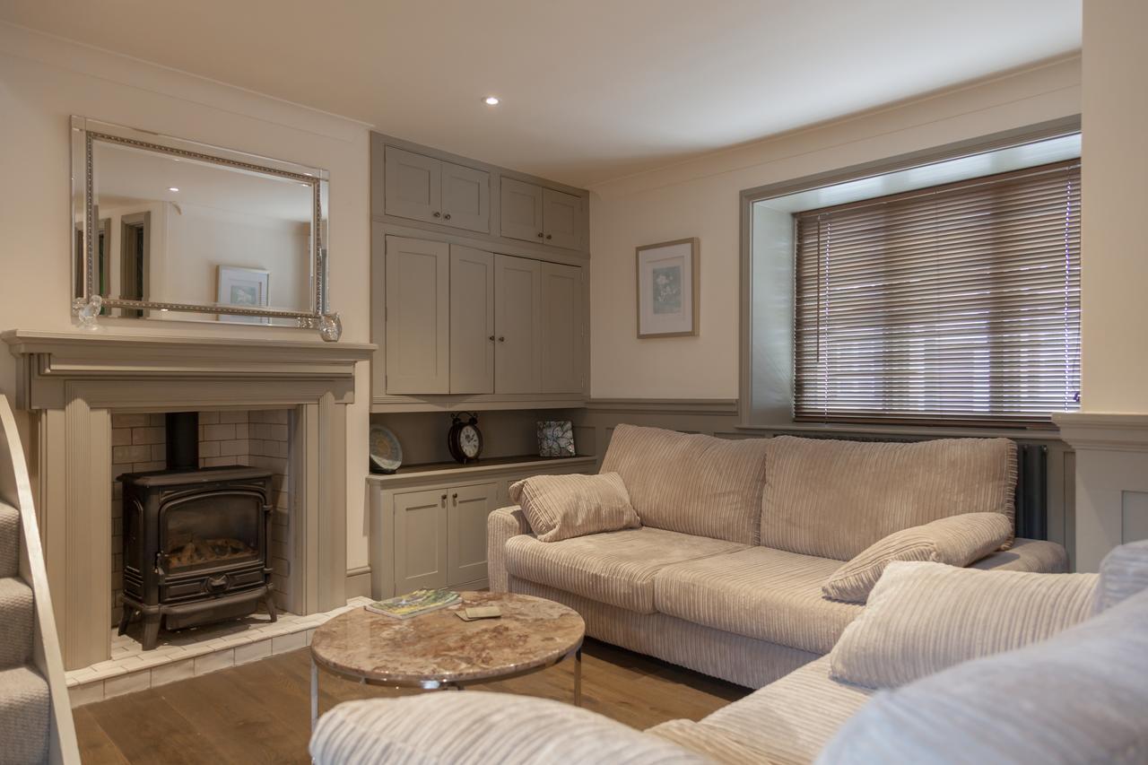 Ludlow - Linnet House - Well Presented Townhouse With Parking - Perfect Location For Exploring On Foot, Sleeps Up To 8 Guests - Hosted By Rentmyhouse Bagian luar foto