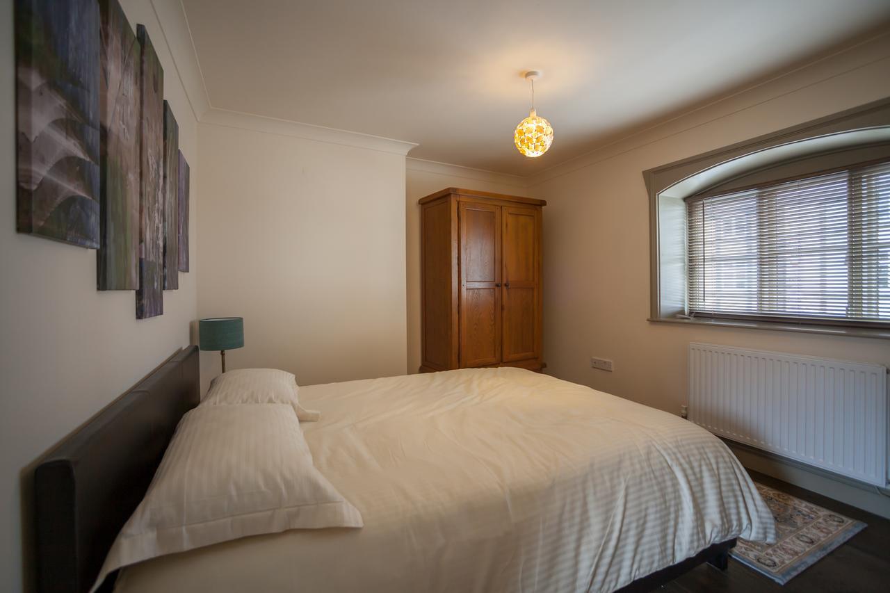 Ludlow - Linnet House - Well Presented Townhouse With Parking - Perfect Location For Exploring On Foot, Sleeps Up To 8 Guests - Hosted By Rentmyhouse Bagian luar foto