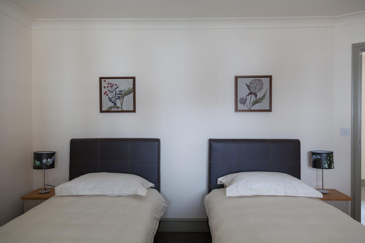 Ludlow - Linnet House - Well Presented Townhouse With Parking - Perfect Location For Exploring On Foot, Sleeps Up To 8 Guests - Hosted By Rentmyhouse Bagian luar foto